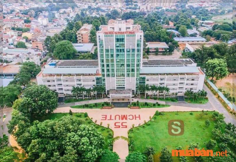 Với hơn 54 năm kinh nghiệm trong công tác đào tạo, Trường Đại học Sư phạm Kỹ thuật Thành phố Hồ Chí Minh tự hào là trường duy nhất ở Việt Nam theo hướng chuyên ngành kỹ thuật Công nghiệp “TỰ ĐỘNG HÓA CHUỖI CUNG ỨNG”. Và hiện tại ở Việt Nam, chưa có ngành đào tạo của trường nào có đến 2 Anh hùng Lao động thời kỳ đổi mới như Kỹ thuật Công nghiệp của HCMUTE.