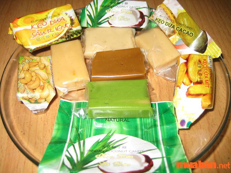 Kẹo dừa Bến Tre là món quà thân tình dành cho bạn bè người thân