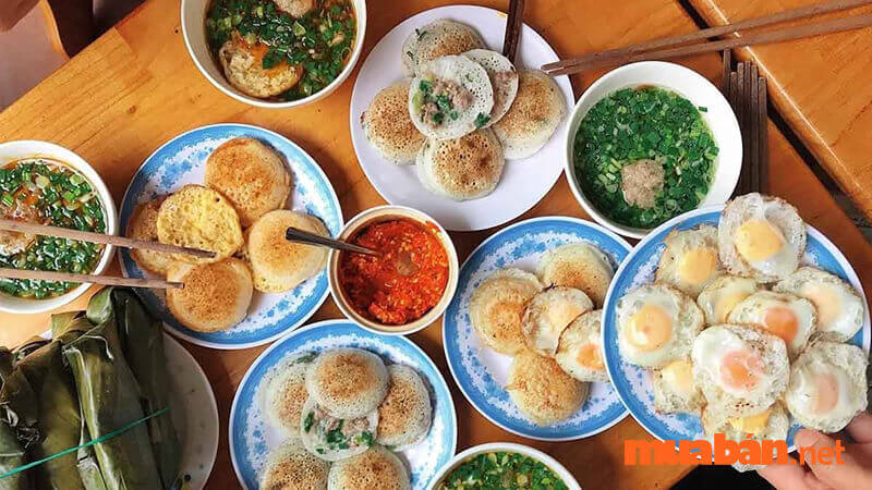 Bánh căn Ninh Thuận là một món đặc sản của Ninh Thuận khá lạ miệng 