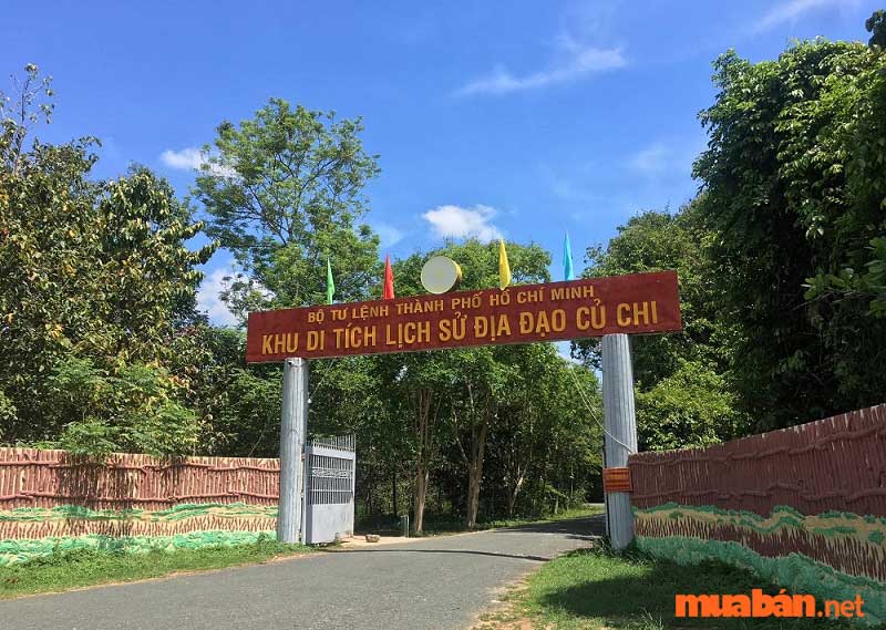 Khu di tích địa đạo Củ Chi là điểm đến thú vị nhất tại Sài Gòn