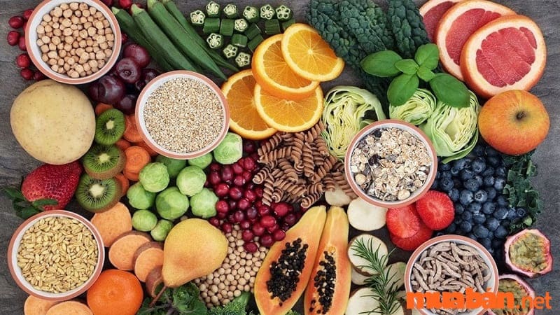 Chế độ ăn uống thô cung cấp đường tự nhiên từ trái cây