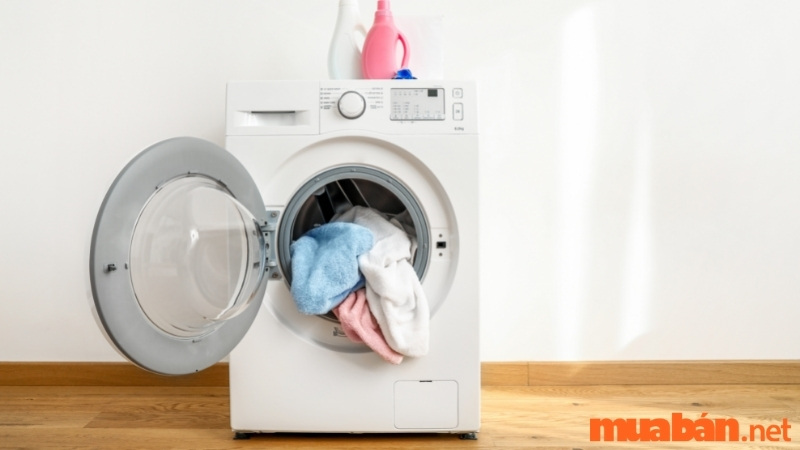 Giặt bằng máy giặt
