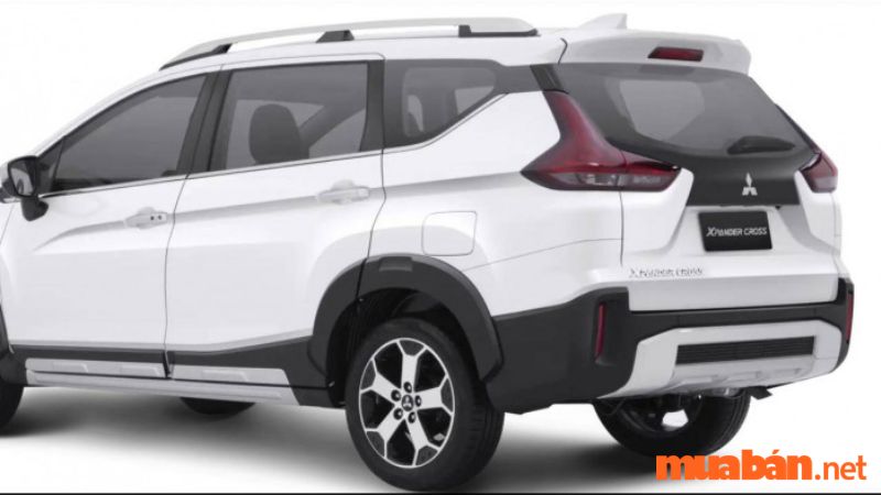 Ngoại hình sau của Mitsubishi xpander cross năm 2022