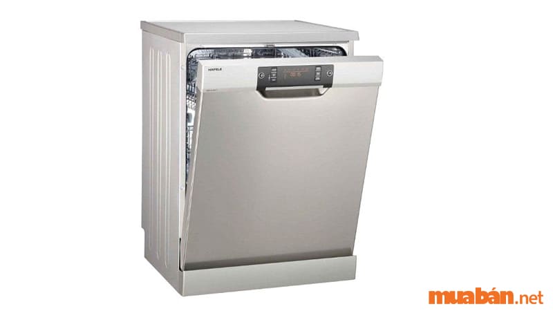 Máy rửa bát Hafele thường được các chị em ưu ái khi trả lời câu hỏi nên mua máy rửa bát loại nào chính hãng?