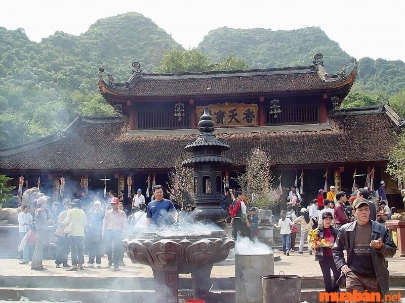 Chùa Hương có lịch sử từ khá lâu đời.