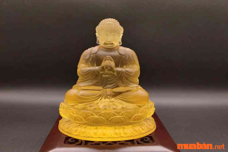 Phật Bản Mệnh là vật phẩm phong thủy phù hợp tuổi Canh Thân