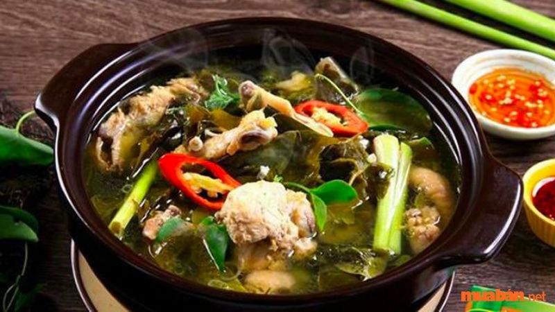 Canh chua lá giang - Món ăn đặc sản Đồng Nai