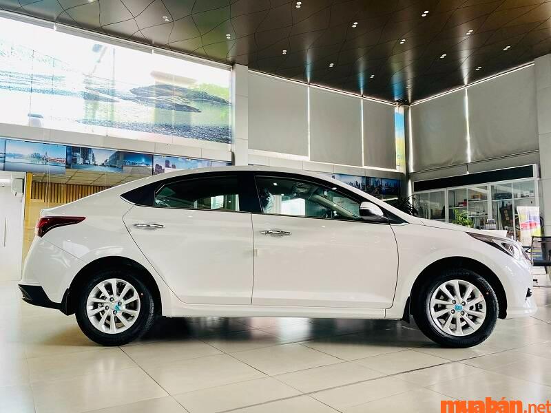 Đánh giá Hyundai Accent 2022 về phần thân xe