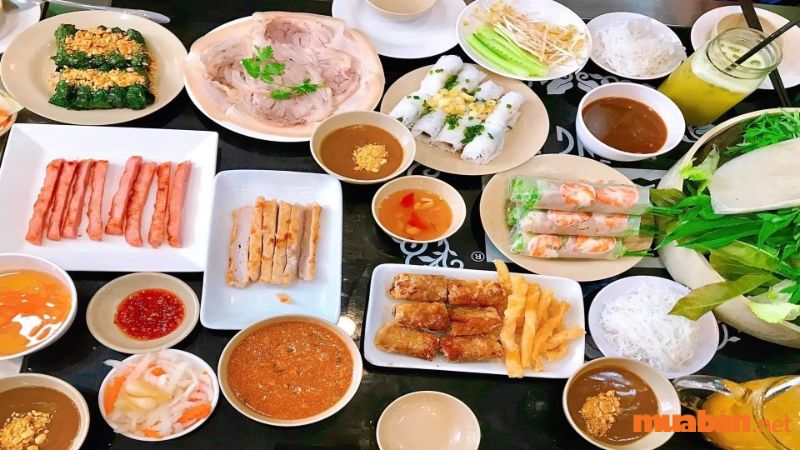 Quán ăn Hoàng Ty luôn nằm trong top các quán ăn ngon quận 3