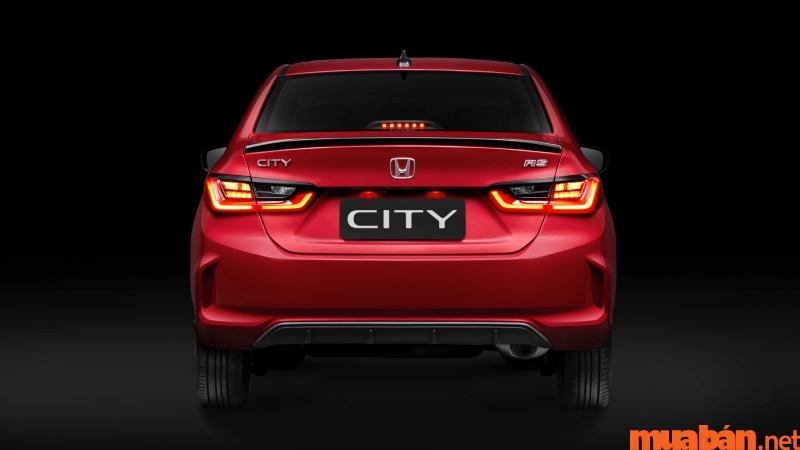 Đánh giá Honda City 2021 có phần đuôi xe cân đối và thanh lịch