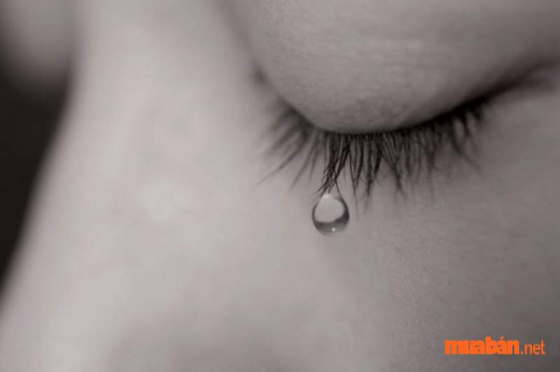 Người có kinh ở nhà nên kiêng những gì?  Nước mắt không nên rơi trên thân xác người đã khuất