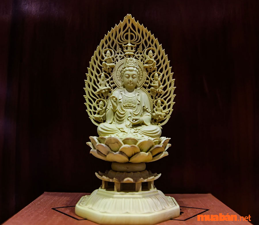 Nên chọn tượng Phật có diện mạo cân đối, khuôn mặt toát lên vẻ từ bi, trang nghiêm và thoát tục