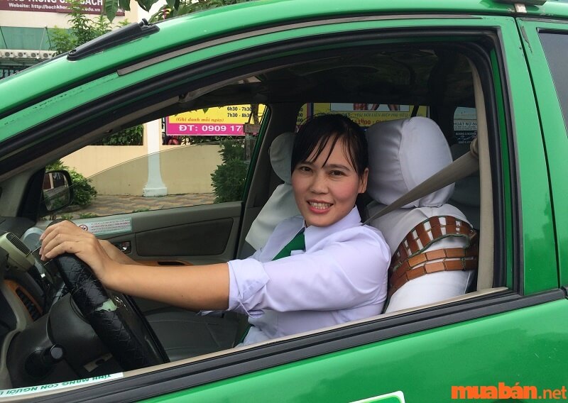 Bạn cũng có thể du lịch Đồng Nai bằng taxi.