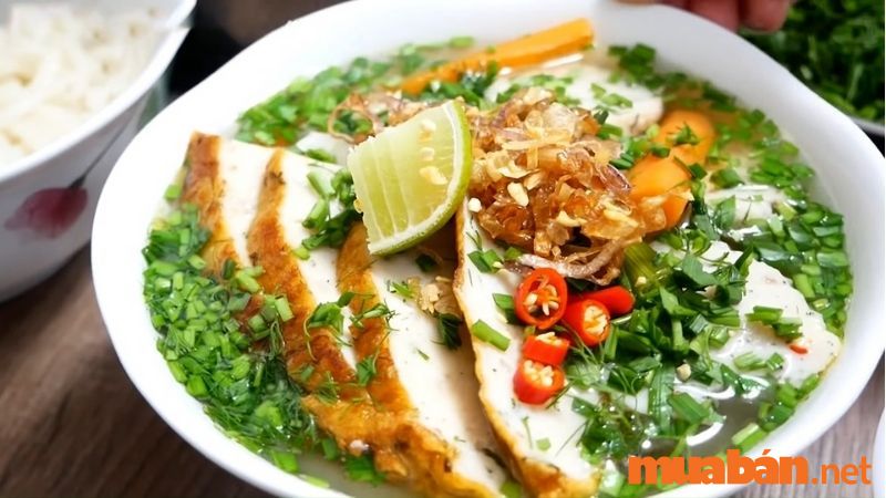 Bánh canh chả cá Vĩnh Hy