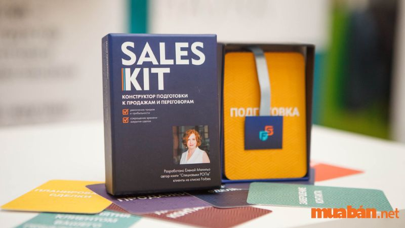 Sales kit là công cụ hỗ trợ công việc của người kinh doanh