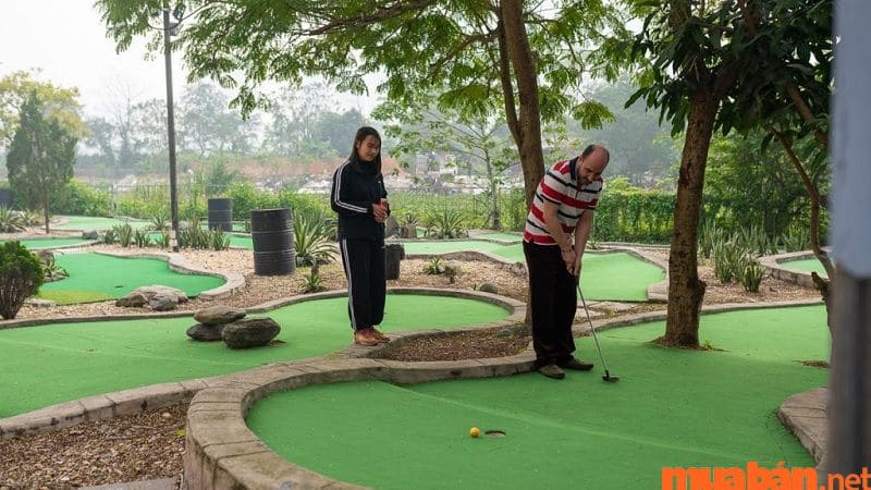 Westlake Mini Golf là một sân golf mini hiện đại mới nổi tại Hà Nội
