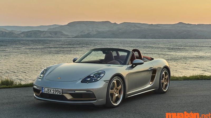 Porsche 718 Boxster  