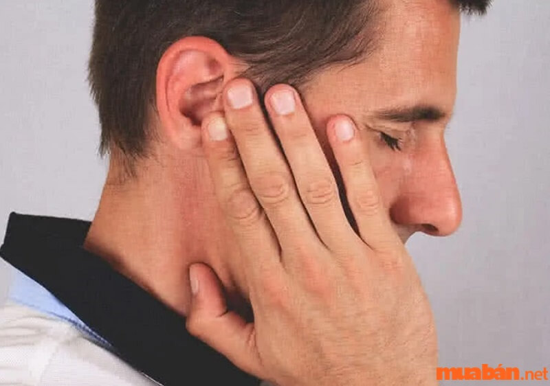 Nếu bị nóng tai ở khoảng thời gian tư 5-7h thì có thể sắp có người thân về thăm bạn.