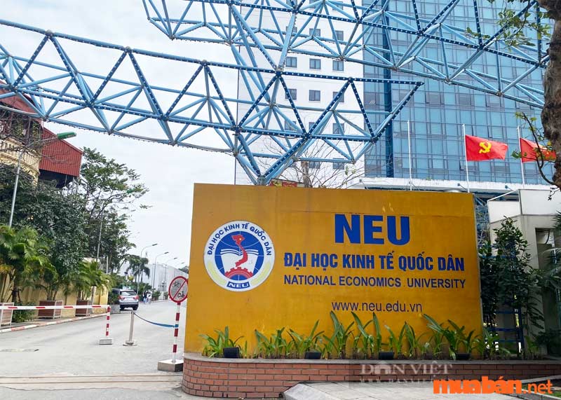 Đại học Kinh tế Quốc dân tuyển sinh 2023 có phương thức xét tuyển thẳng