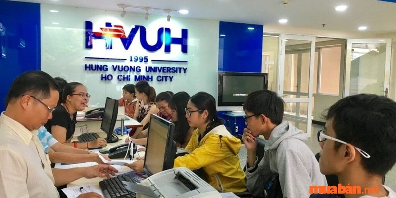 Đại học Hùng Vương học phí