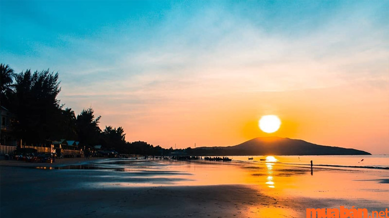 Bạn có thể thoải mái thăm thú bãi biển Phan Thiết vào nhiều thời điểm