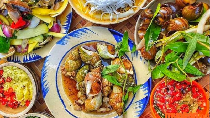 Hẻm Ốc - Quán ăn đêm Nha Trang nổi tiếng