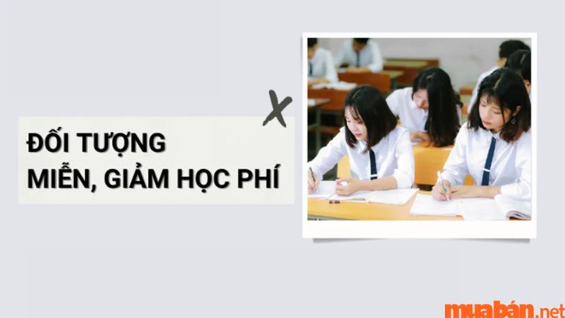 Chính sách miễn giảm học phí và học bổng giúp giảm đáng kể gánh nặng học phí cho sinh viên