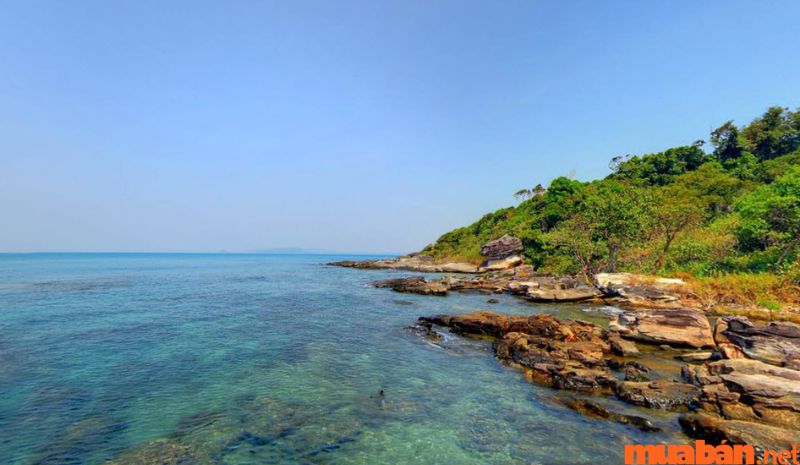 Bãi Rạch Vẹm đứng ở vị trí thứ 2 trong TOP bãi biển đẹp nhất Phú Quốc