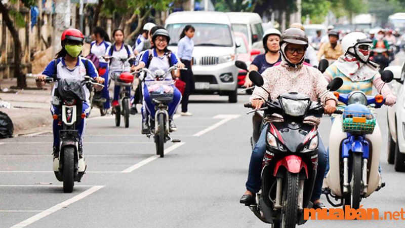 Việc sở hữu bằng lái xe máy có một tác động quan trọng đến sự an toàn khi di chuyển trên đường