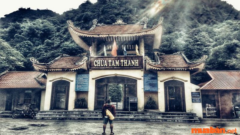 Kinh nghiệm du lịch Lạng Sơn - Cảnh sắc trầm mặc chùa Tam Thanh