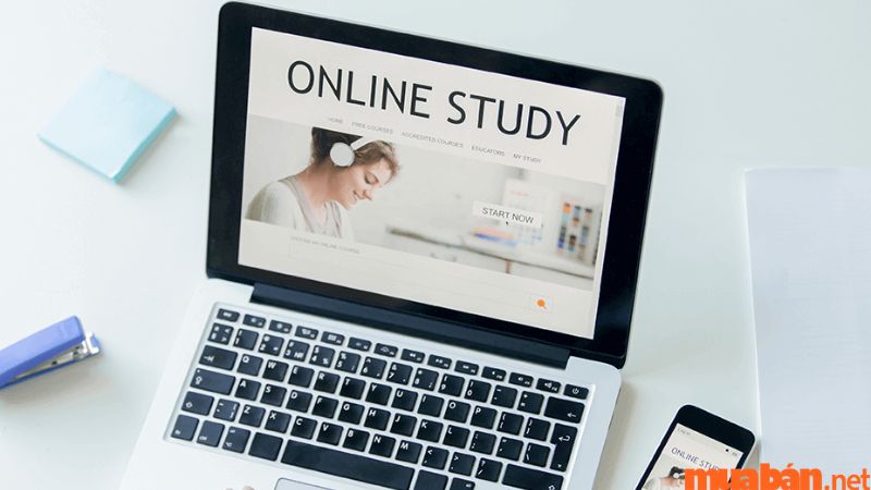 Đại học online đang ngày càng phổ biến