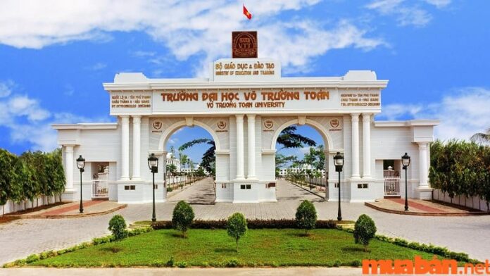 Học phí đại học y dược Võ Trường Toản mới nhất