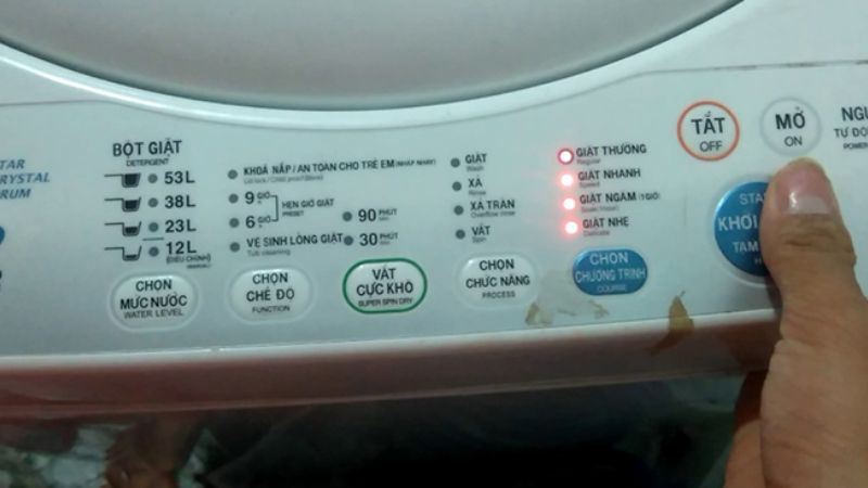 Khởi động lại máy giặt để loại bỏ các lỗi