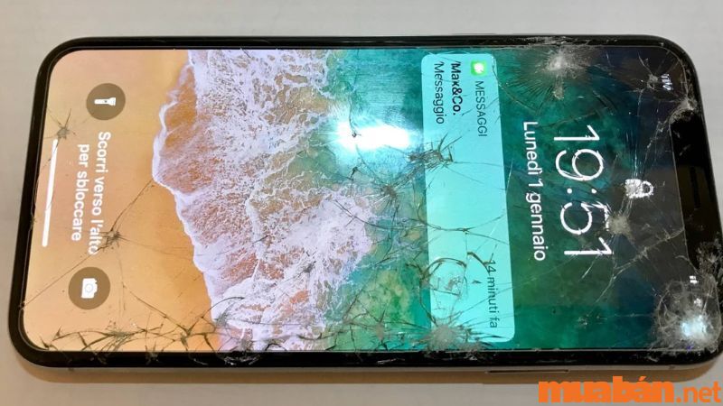 Gia đình hoảng loạn vì chiếc iPhone 14 bị rơi - Báo Quảng Ninh điện tử