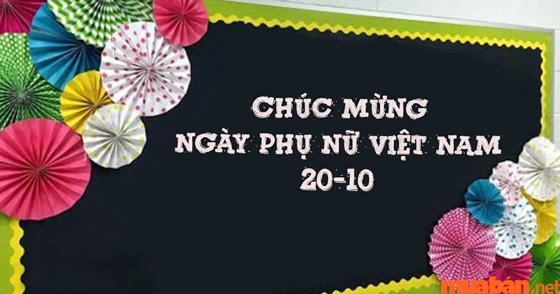 Trang trí bảng 20/10 đơn giản với giấy màu