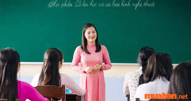 Ngày Nhà giáo Việt Nam 20/11 là dịp để học trò tỏ lòng biết ơn với thầy cô giáo