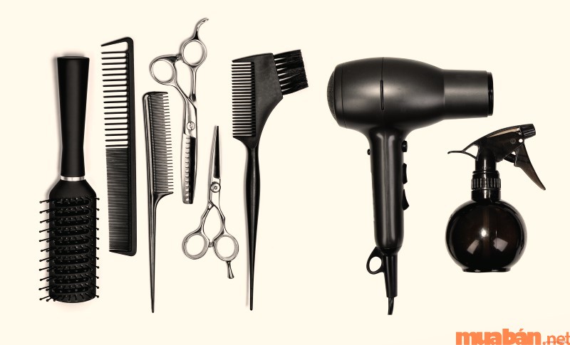 Chuẩn bị dụng cụ đầy đủ giúp bạn thuận lợi hơn trong việc tạo kiểu cho tóc