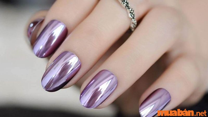 Nail trơn màu tím tráng bạc hút mắt cho nàng sành điệu