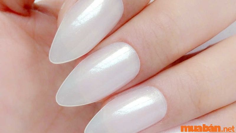 Nail trơn trắng ngọc trai thuần khiết và trang nhã