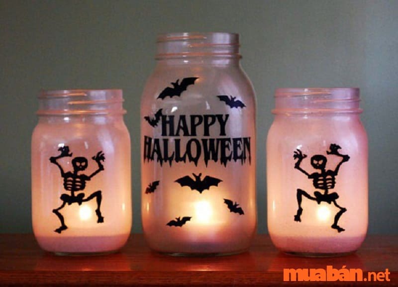 Trang trí Halloween cho văn phòng bằng chai thủy tinh mẫu 2