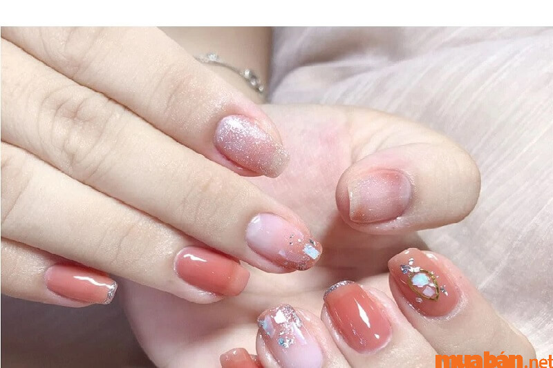 Mẫu nail hồng thạch kim tuyến