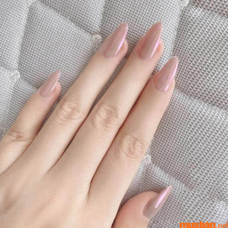 Mẫu nail hồng thạch tráng gương