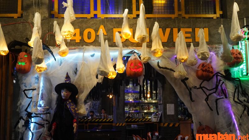 Đi phố tây Bùi Viện để trải nghiệm các hoạt động Halloween thú vị