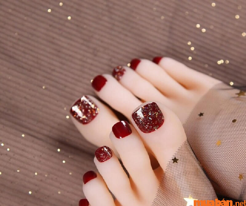 40+ Mẫu nail màu đỏ r.ư.ợ.u làm đẹp cho tay chân các nàng 2022 - Làm đẹp -  Việt Giải Trí