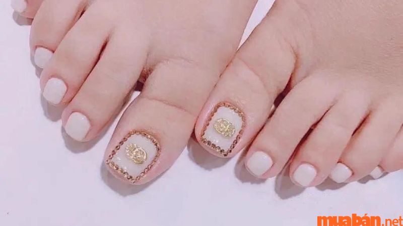 mẫu nail chân đẹp, nhã nhặn dành cho các cô nàng văn phòng - Mẫu 2