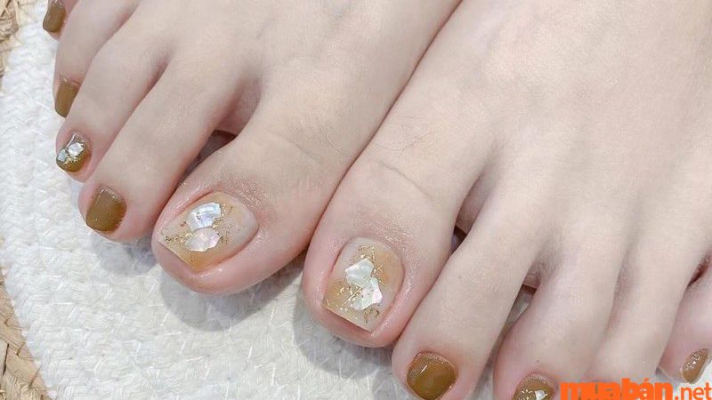 mẫu nail chân đẹp, nhã nhặn dành cho các cô nàng văn phòng - Mẫu 4