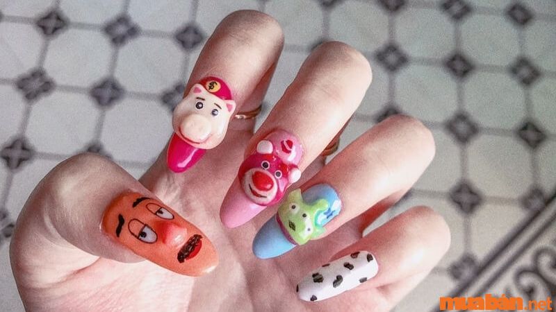 Nail hoạt hình các nhân vật trong Toy Store đáng yêu