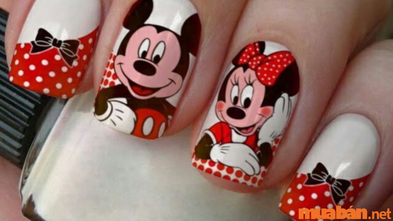 Nail hoạt hình chuột Mickey cho cô nàng cá tính và trẻ trung