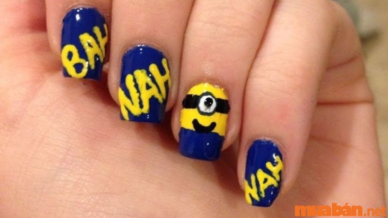 Nail hoạt hình Minion họa tiết chữ độc đáo