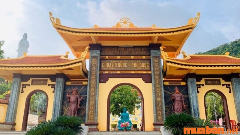 Tham quan chùa Phú Quốc Hộ Quốc - Thiền viện Trúc Lâm Hộ Quốc